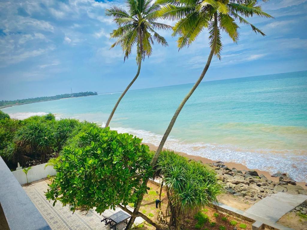 Sevenra Grand Beach Hotel Ambalangoda  Luaran gambar