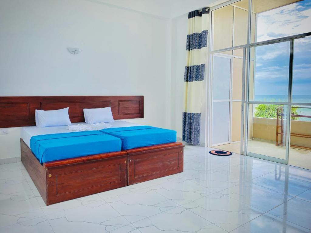 Sevenra Grand Beach Hotel Ambalangoda  Luaran gambar
