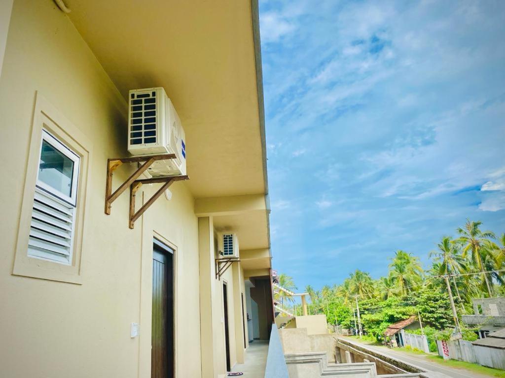 Sevenra Grand Beach Hotel Ambalangoda  Luaran gambar