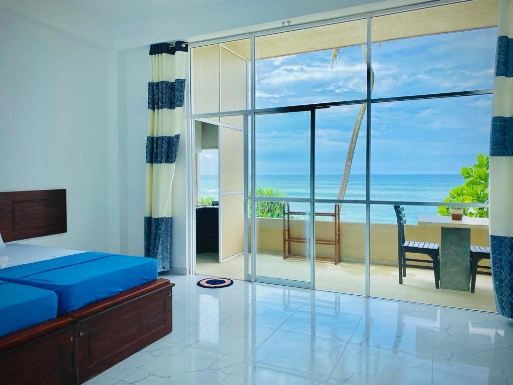 Sevenra Grand Beach Hotel Ambalangoda  Luaran gambar