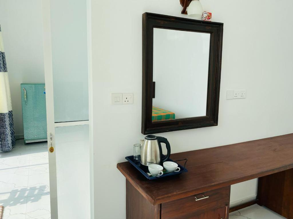 Sevenra Grand Beach Hotel Ambalangoda  Luaran gambar