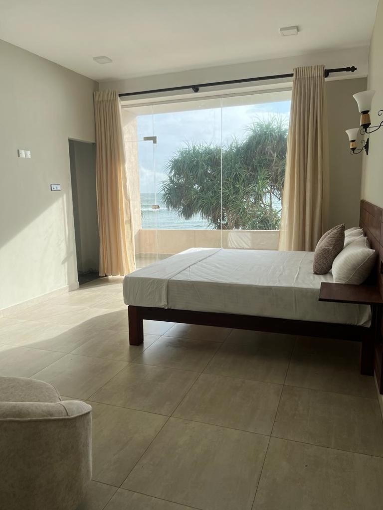 Sevenra Grand Beach Hotel Ambalangoda  Luaran gambar