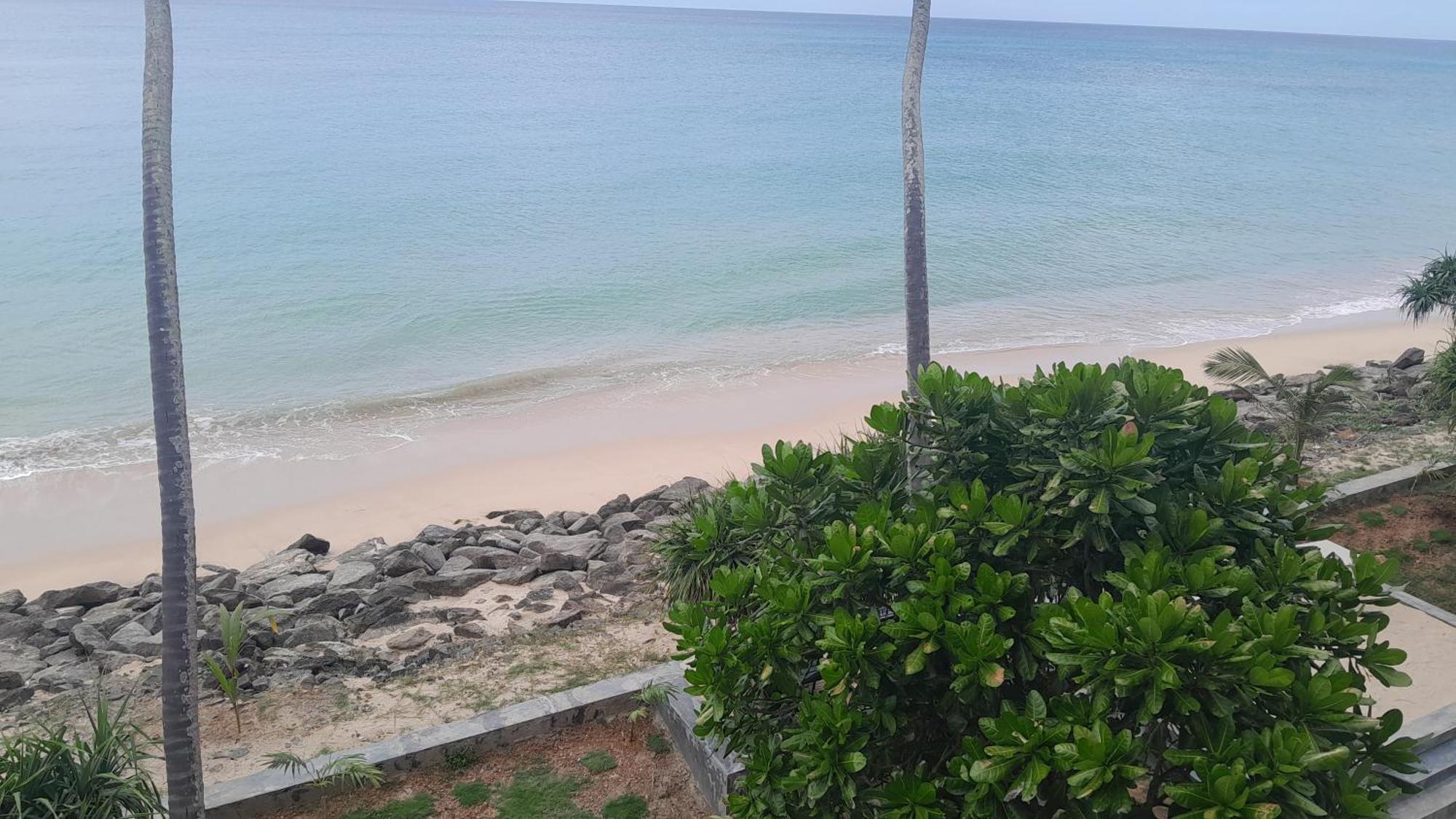 Sevenra Grand Beach Hotel Ambalangoda  Luaran gambar