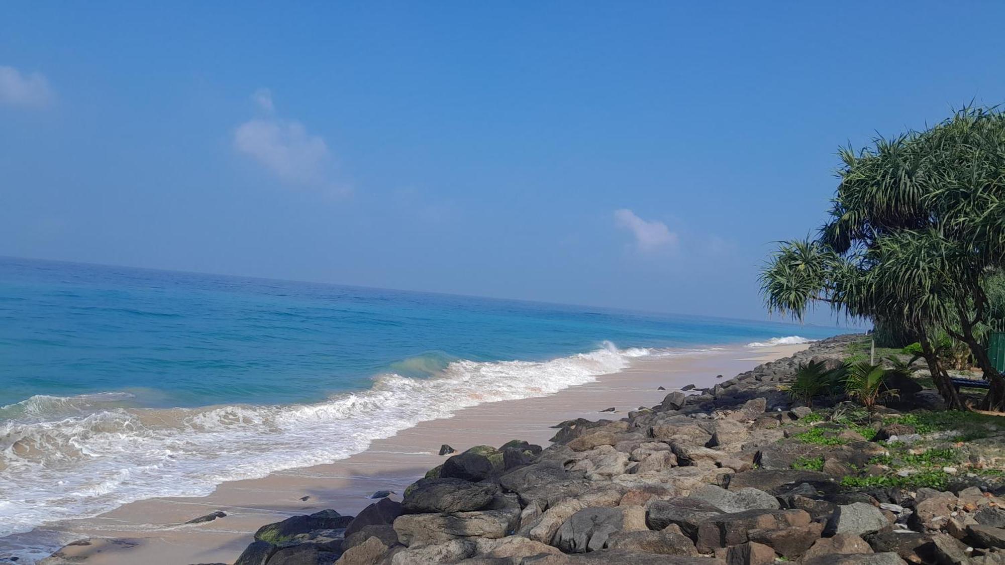 Sevenra Grand Beach Hotel Ambalangoda  Luaran gambar