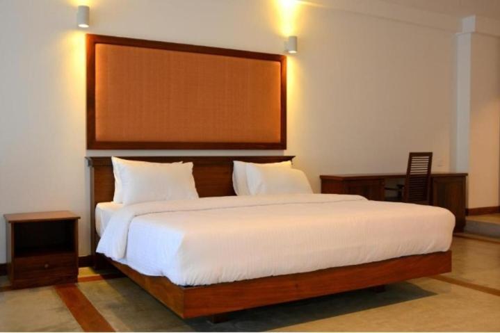 Sevenra Grand Beach Hotel Ambalangoda  Luaran gambar